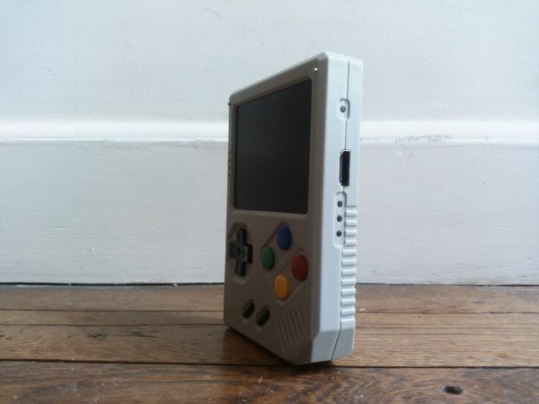 RetroStone: La console portatile homemade per il retrogaming - Speciale 